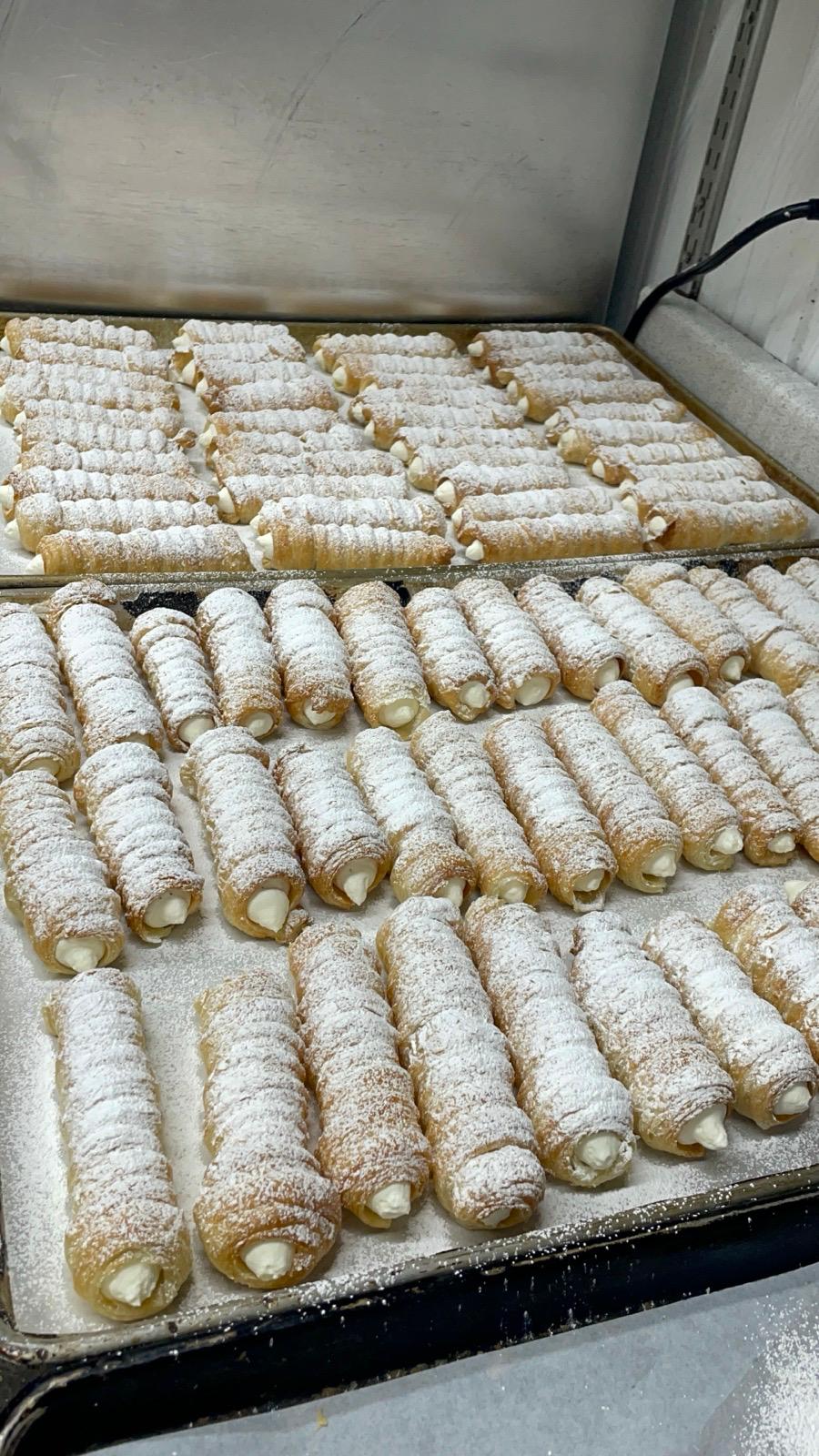 1LB Classic CreamLOLs